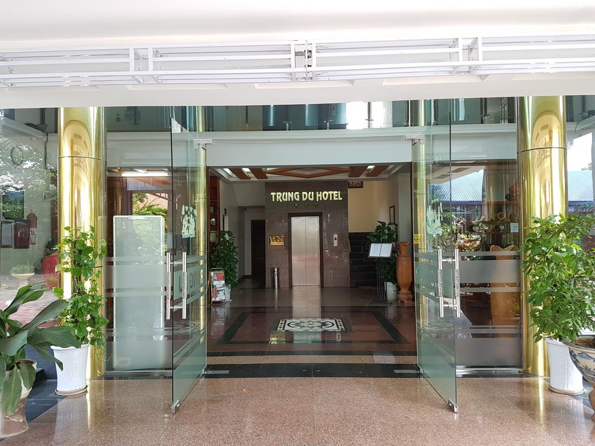 Trung Du Hotel Vinh Yen Bagian luar foto