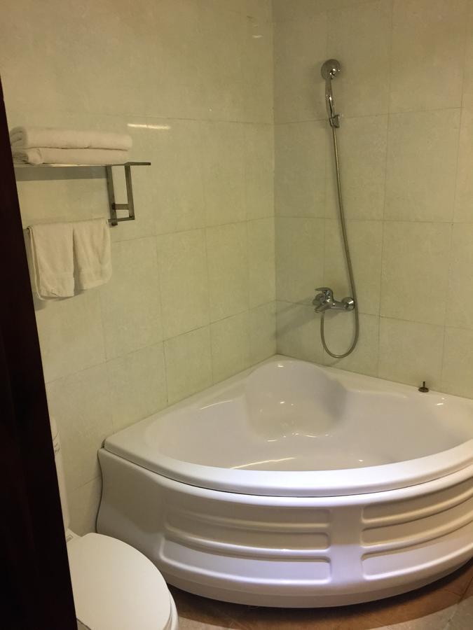Trung Du Hotel Vinh Yen Bagian luar foto